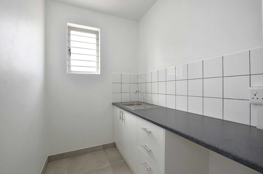 To Let Commercial Property for Rent in Dal Josafat Western Cape
